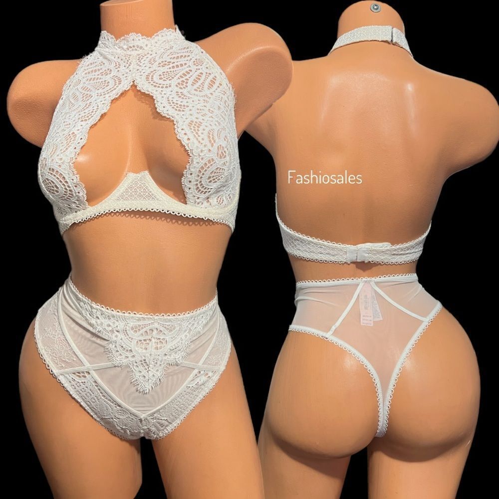 Victorias Secret Set Dream Angels Keyhole high neck bra & High Waist thong panty